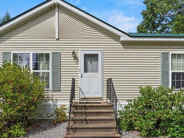 3 bedroom, Hopkinton NH 03229 105497202