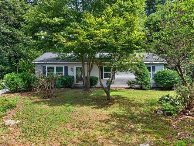 3 bedroom, Hopkinton RI 02832 105693825