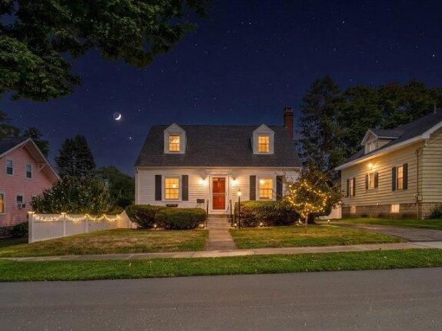 3 bedroom, Haverhill MA 01835 105417153