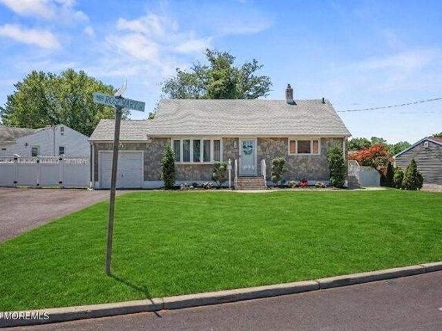 3 bedroom, Hazlet NJ 07730 105275637