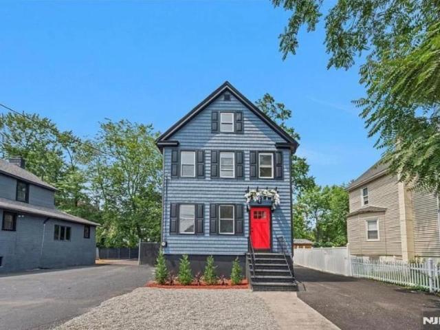 3 bedroom, Hackensack NJ 07601 106220008