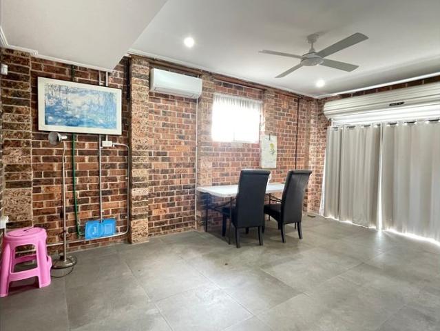 3 Bedroom Half House for Rent – St Johns Park