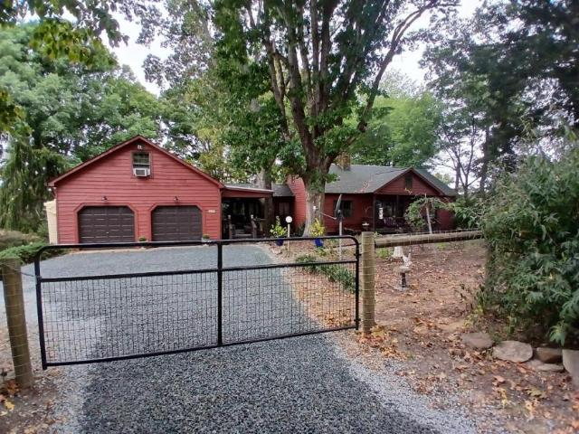 3 bedroom, Halifax VA 24558 LS105483734