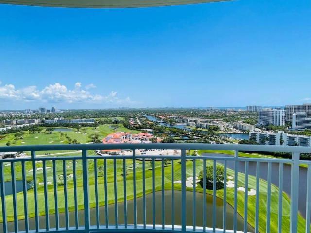 3 bedroom, Hallandale Beach FL 33009 106247678