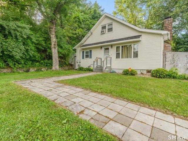 3 bedroom, Hamden CT 06514 105427211