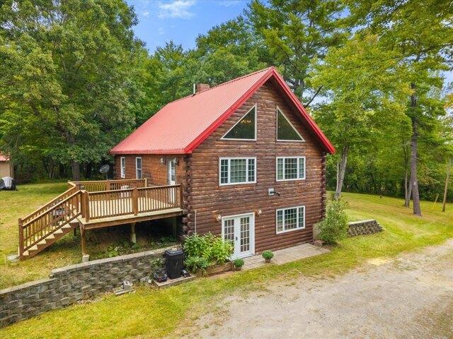 3 bedroom, Hampden ME 04444 105633454