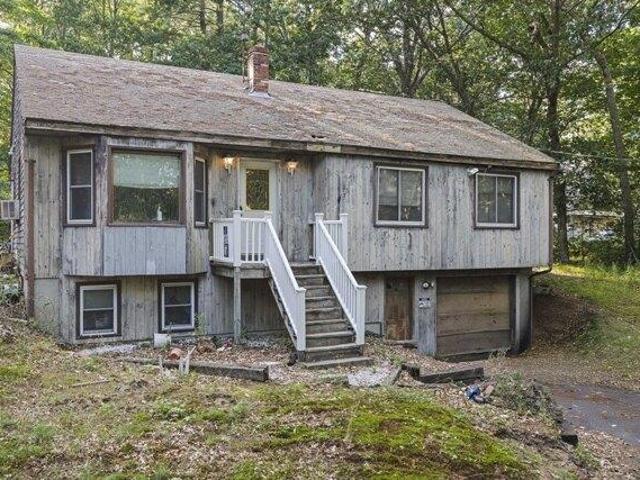 3 bedroom, Hanson MA 02341 104811100