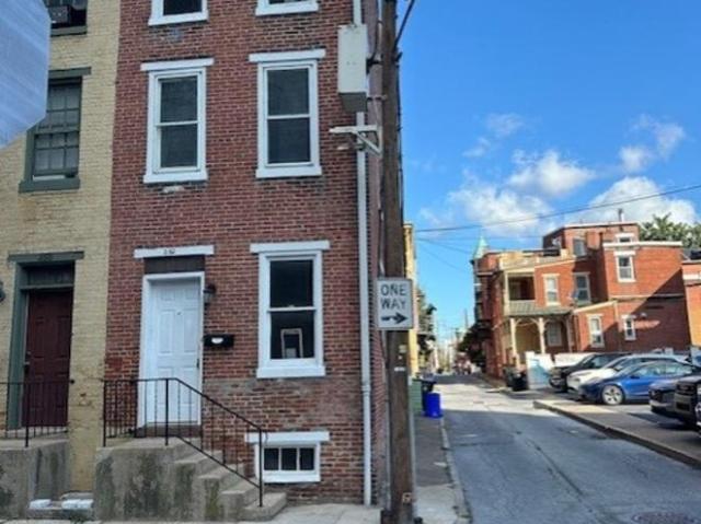 3 bedroom, Harrisburg PA 17101 105481962