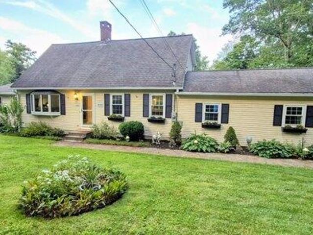 3 bedroom, Harwinton CT 06791 105535181