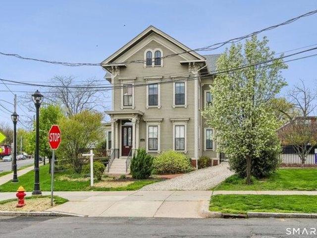 3 bedroom, Hartford CT 06105 104444512