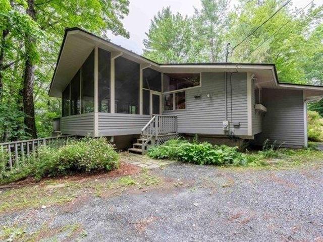 3 bedroom, Hartford VT 05059 105416112