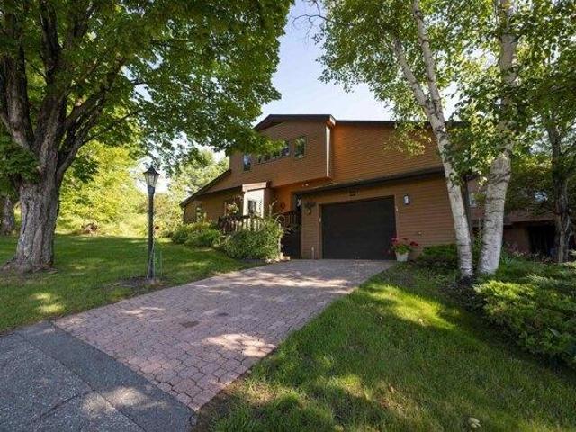 3 bedroom, Hartford VT 05059 105578374