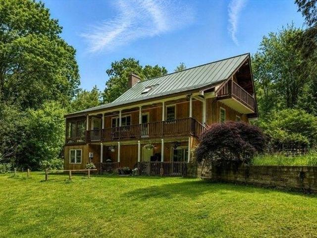 3 bedroom, Heath MA 01346 105350719