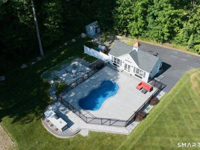 3 bedroom, Hebron CT 06231 105172383