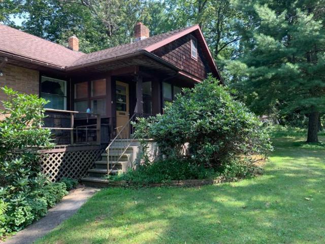 3 bedroom, Hellertown PA 18055 105919358