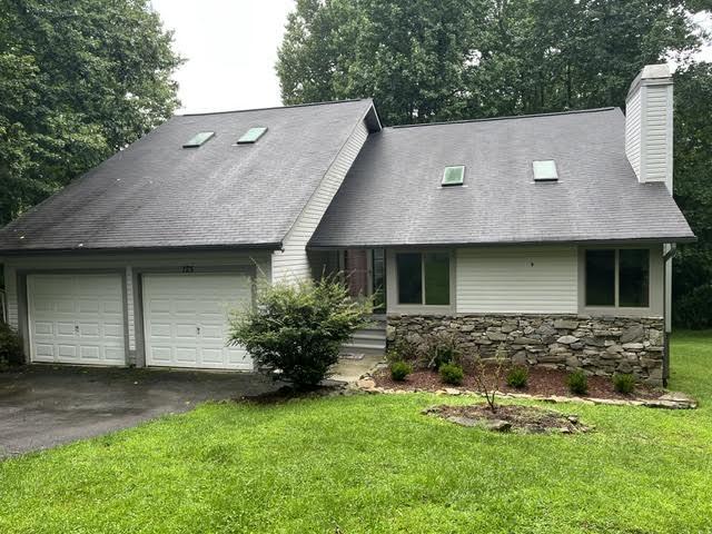 3 bedroom, Hendersonville NC 28739 105208349
