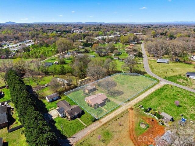 3 bedroom, Hickory NC 28601 104901633