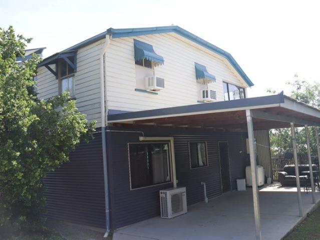 3 BEDROOM HIGHSET