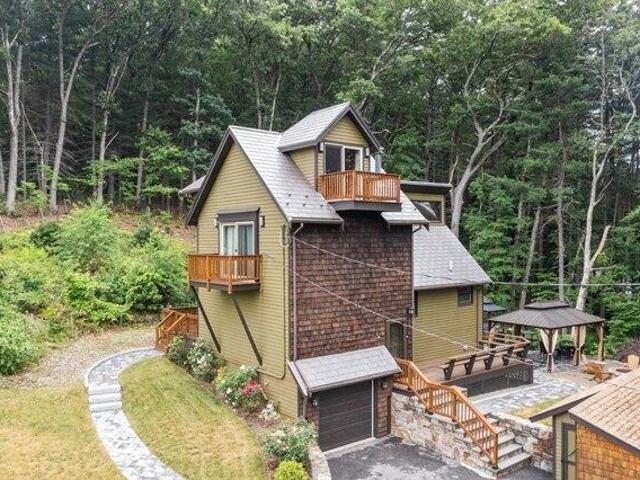 3 bedroom, Hudson MA 01749 104376305