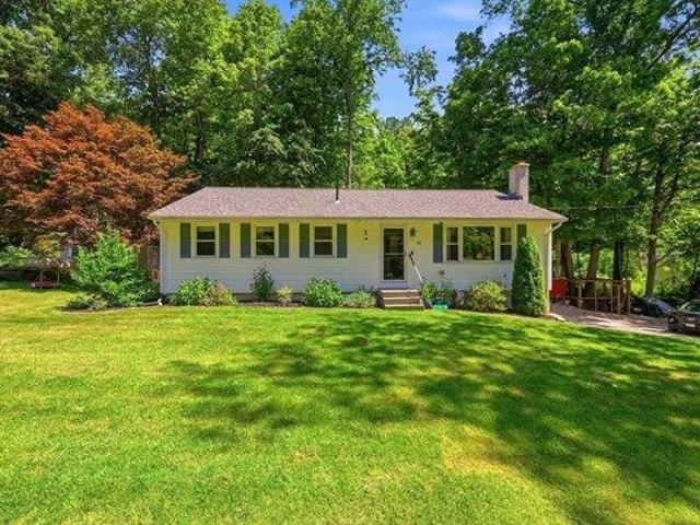 3 bedroom, Huntington MA 01050 105441067