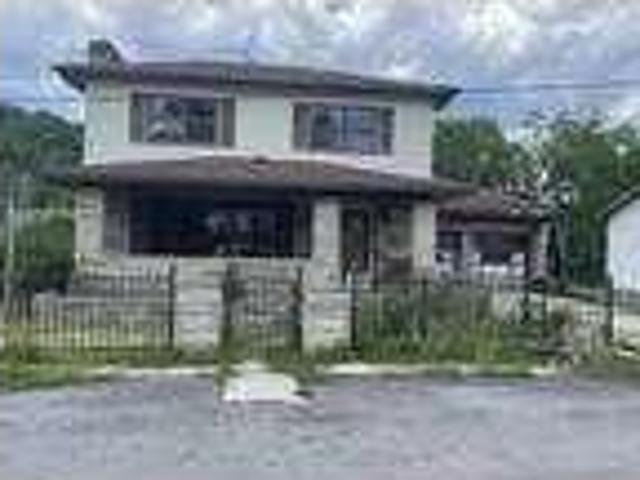 3 bedroom in Coalton West Virginia 26257