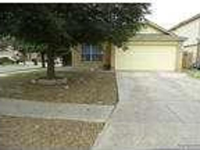 3 bedroom in Converse Texas 78109