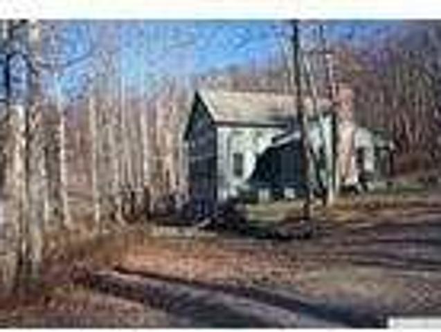 3 bedroom in Copake NY 12516