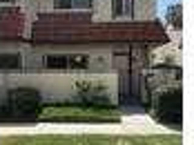 3 bedroom in Canyon Country CA 91387