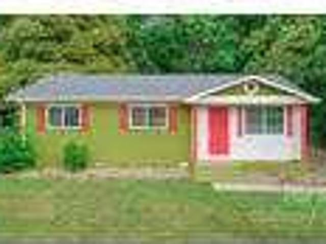3 bedroom in Charlotte North Carolina 28216