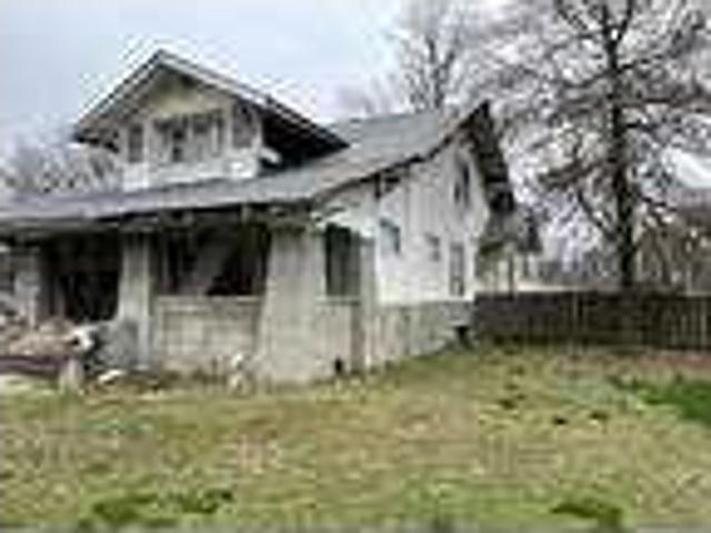 3 bedroom in Clarkton MO 63837