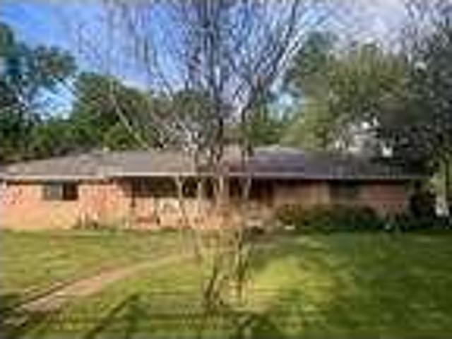 3 bedroom in Crockett TX 75835