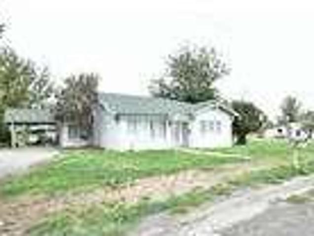3 bedroom in Alpine Texas 79830