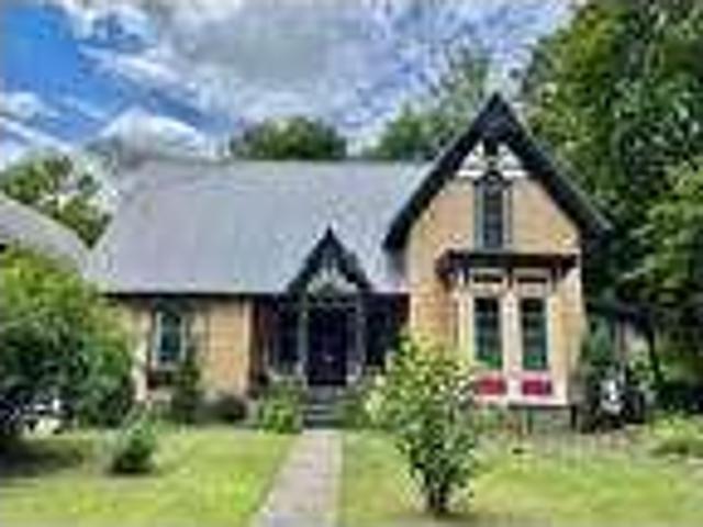 3 bedroom in Bainbridge New York 13733