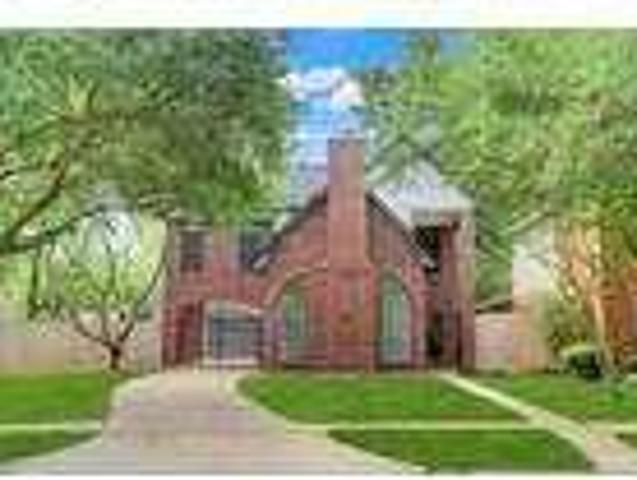 3 bedroom in Bellaire TX 77401