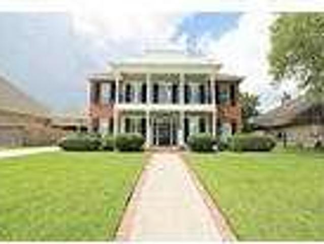 3 bedroom in Belle Chasse Louisiana 70037