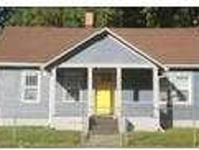 3 bedroom in Benton Harbor MI 49022