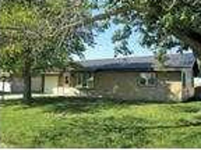 3 bedroom in Bradford Iowa 50041