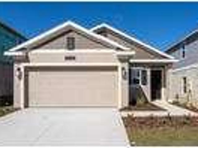 3 bedroom in Groveland FL 34737