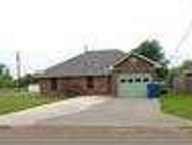 3 bedroom in Gun Barrel City TX 75156