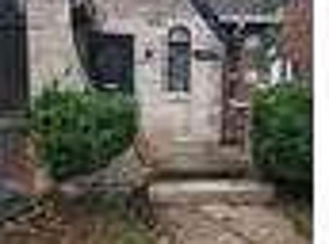 3 bedroom in Detroit Michigan 48224