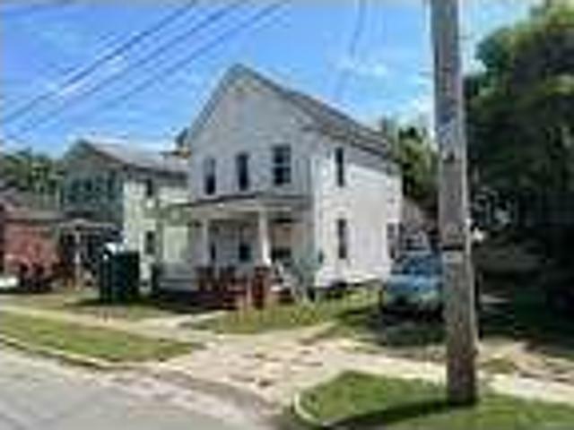 3 bedroom in Elizabeth City North Carolina 27909