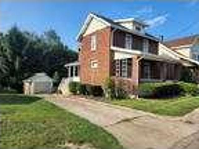 3 bedroom in Ellwood City Pennsylvania 16117