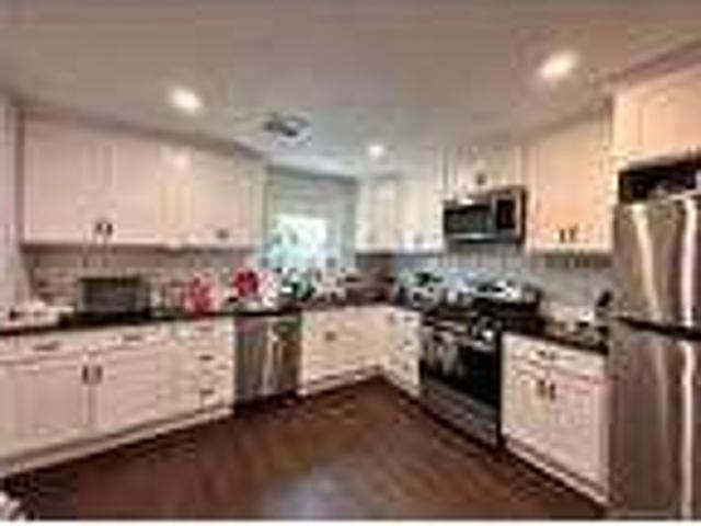 3 bedroom in Hamden CT 06518