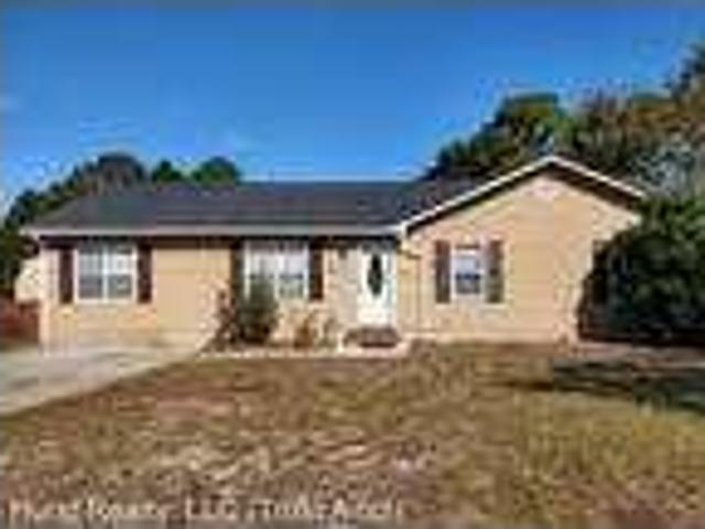 3 bedroom in Hubert NC 28539