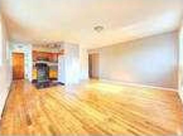 3 bedroom in Ozone Park New York 11416