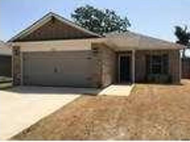 3 bedroom in Lindale Texas 75771