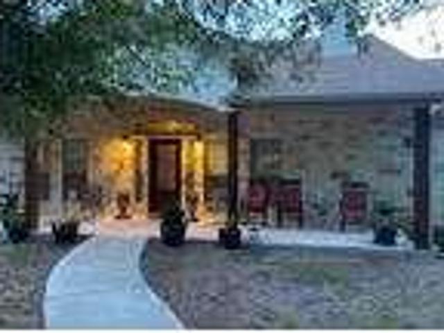 3 bedroom in Marble Falls TX 78654