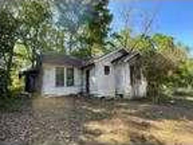 3 bedroom in McComb MS 39648