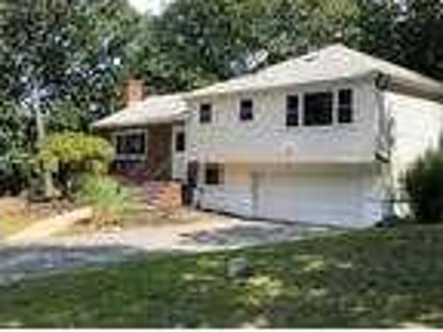 3 bedroom in Milton Massachusetts 02186