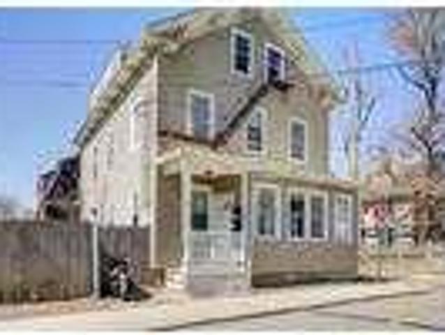 3 bedroom in Newport RI 02840